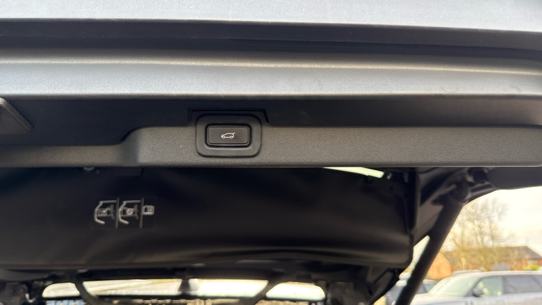 Land Rover Discovery 3.0 P360 R-Dynamic SE 5dr Auto Petrol Station Wagon